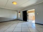 2 Bedroom apartment rented in Florida Glen, Roodepoort