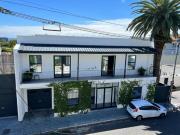 2 Bedroom apartment to rent in Green Point, Cape Town