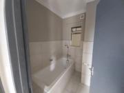 2 Bedroom Apartment to Rent in Scottsdene