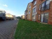 2 Bedroom Apartment to rent in Weltevredenpark