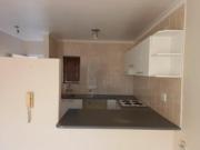 2 bedroom apartment to rent in wynberg