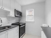 2 Bedroom Apartment Toronto ON 100298750