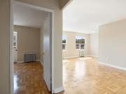 2 Bedroom Apartment Toronto ON 97006078