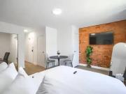 2 Bedroom Apartment Toronto ON LS99557990