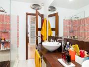 2 Bedroom Apartment with balcony, Avenida da Liberdade,...