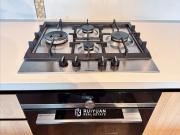 2 Bedroom Apartment with Docklands Wheel Views | Fully...