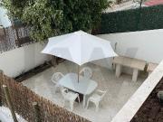 2 bedroom apartment with garden recently renovated and...