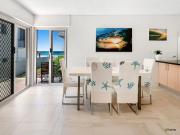 2 Bedroom apartment with ocean views!