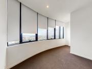 2 Bedroom Apartment with Port Phillip Bay Views & City Views