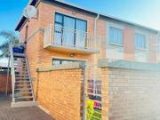 2 bedroom apartment/flat on the mark.