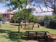 2 bedroom apartment/flat on the mark.