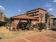 3 bedroom apartments in die hoewes.