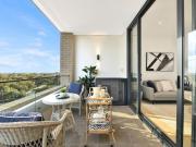 2 Bedroom Area View 5 Mins Walk to Station Move in ready