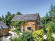 2 bedroom barn conversion for rent in Kniveton,...