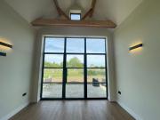 2 bedroom Barn Conversion to let