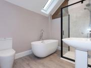 2 bedroom barn conversion to rent