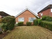2 Bedroom Bungalow Dudley Dudley 97442886