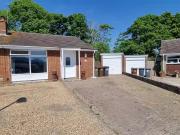2 bedroom bungalow for rent in Dymchurch Close,...