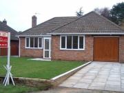 2 bedroom bungalow for rent in Hale Barns 2 beds...