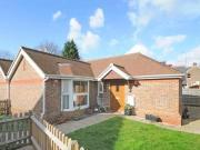 2 bedroom bungalow for rent in Sydney Road Haywards...