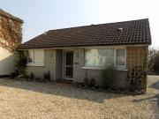 2 bedroom bungalow for rent in Townsend Curry Rivel...