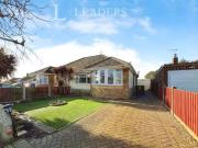 2 bedroom bungalow for rent in Tudor Green, Jaywick,...