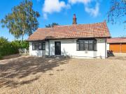 2 bedroom bungalow for sale