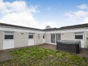 2 bedroom bungalow for sale