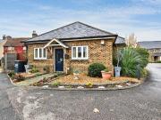 2 bedroom bungalow for sale