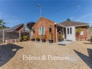 2 bedroom bungalow for sale in Cauldwell Hall Road,...