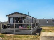 2 Bedroom Bungalow For Sale In Chichester, West Sussex