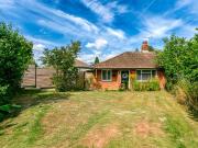 2 bedroom bungalow for sale in Downside Avenue, Findon...