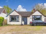 2 Bedroom Bungalow For Sale In Kings Langley, Hertfordshire