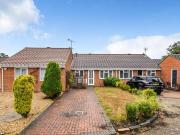 2 bedroom bungalow for sale in Lemon Grove Whitehill...