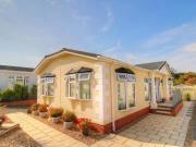 2 Bedroom Bungalow For Sale In Oak Tree Lane