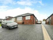 2 Bedroom Bungalow For Sale In Oldham, Greater Manchester