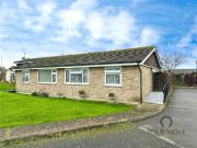 2 bedroom bungalow for sale in Sevenoaks Road,...