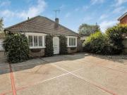 2 bedroom bungalow for sale in Stone Street Lympne CT21