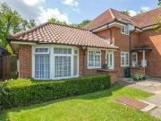 2 Bedroom Bungalow For Sale In Walden Road, Welwyn...