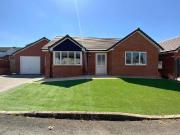 2 Bedroom Bungalow Halesowen Dudley 92307479