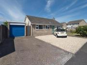 2 Bedroom Bungalow Highbridge Somerset 93379960