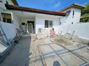 2 Bedroom Bungalow House for Rent in B.F. International...