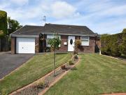 2 Bedroom Bungalow Leeds West Yorkshire 94696174