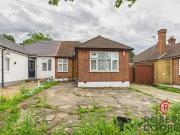 2 Bedroom Bungalow Pinner Greater London LS96850412