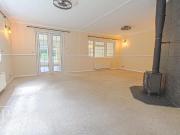 2 bedroom bungalow to rent