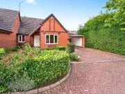 2 Bedroom Bungalow Walsall Walsall 94055344