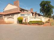2 Bedroom Cluster To Let in Montana