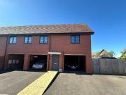 2 Bedroom Coach House For Sale In Wootton, Beds