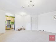 2 bedroom coach house to rent