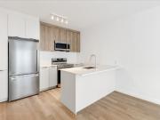 2 Bedroom Condo for Rent at 812 2e Avenue #204,...